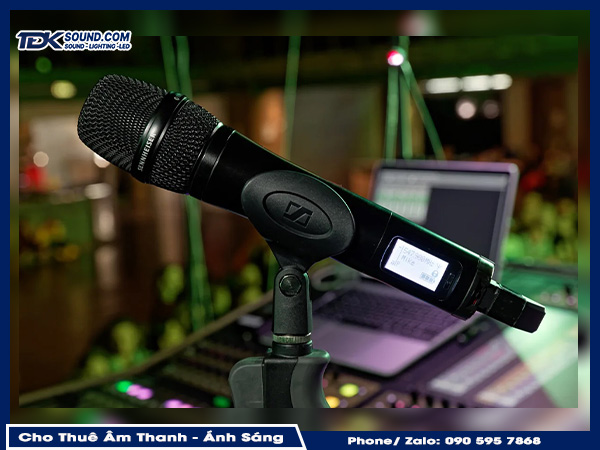 Cho Thu&ecirc; Microphone Kh&ocirc;ng D&acirc;y