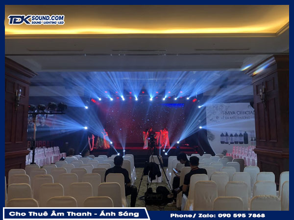 Cho thuê ánh sáng sân khấu chuyên nghiệp kết hợp âm thanh sự kiện