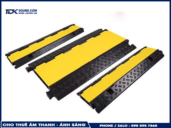 Cho Thuê Nẹp Đi Dây Điện : Nẹp đi dây 5 rãnh – tối ưu quản trị nhiều tuyến tín hiệu và nguồn cho sân khấu lớn